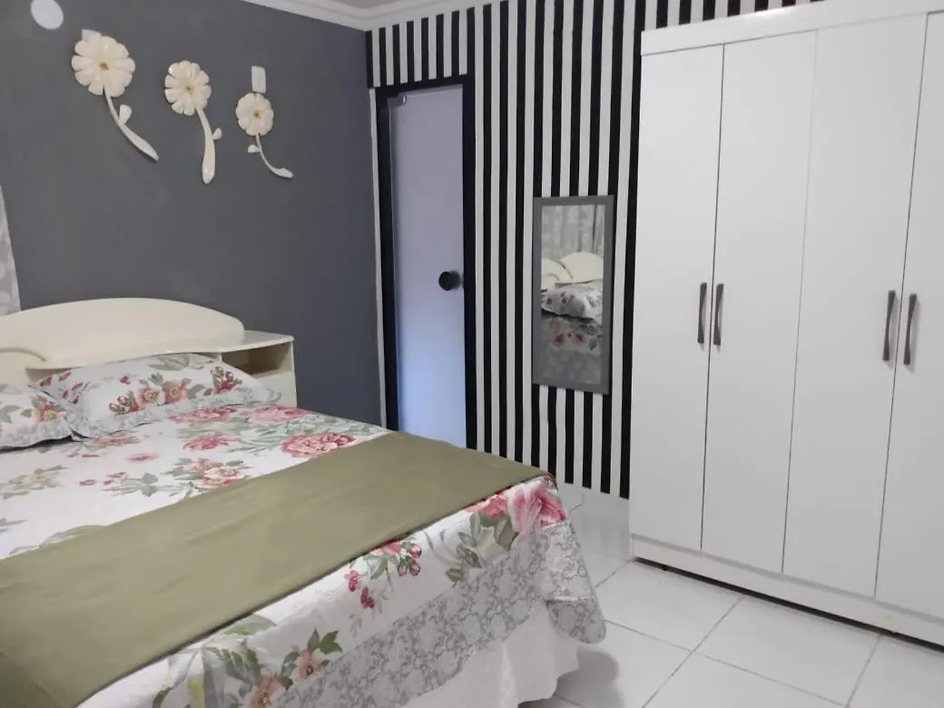Casa 2/4 confortável próximo a Ponta Negra Vila Natal Brasil